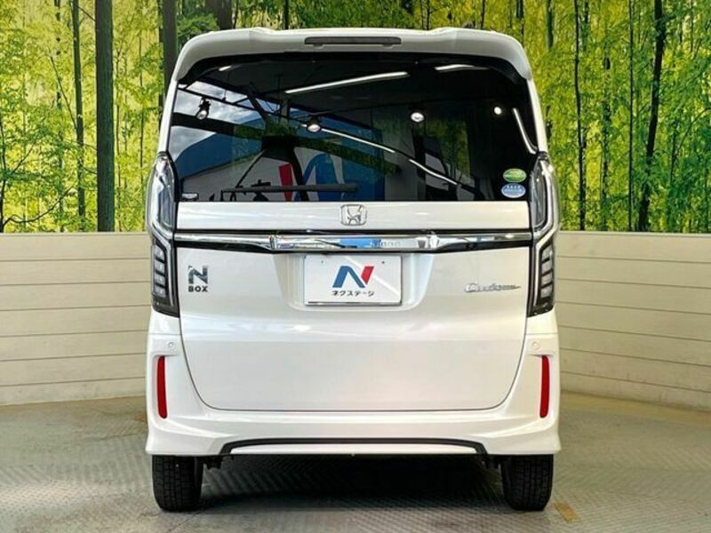 N BOX CUSTOM