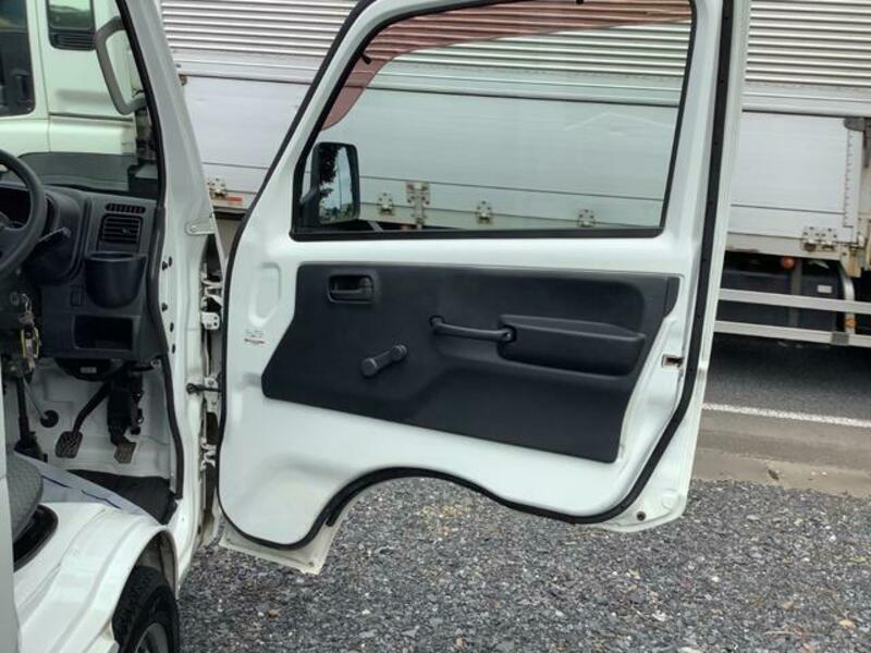 MINICAB TRUCK
