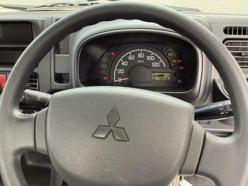 MINICAB TRUCK