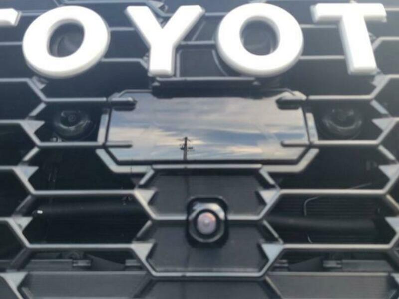 LAND CRUISER