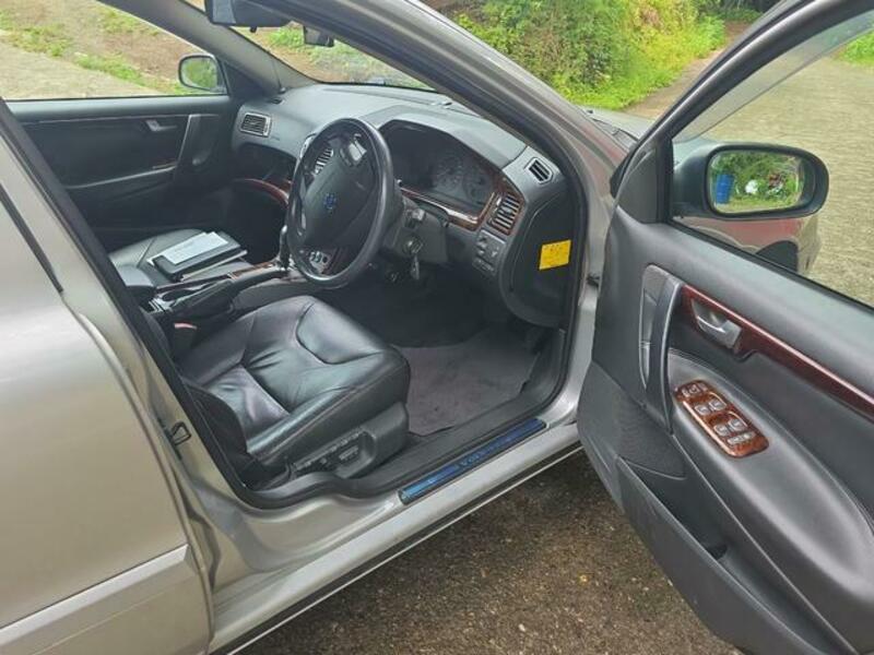 V70