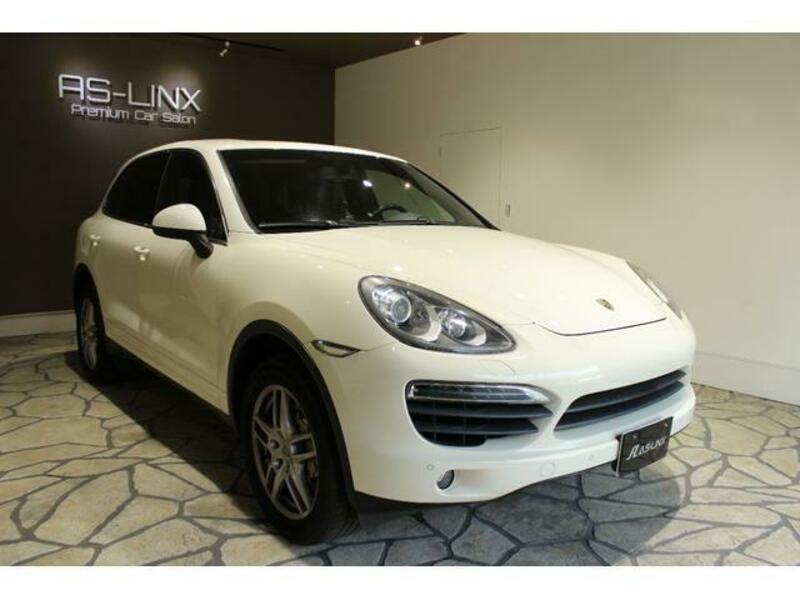 CAYENNE