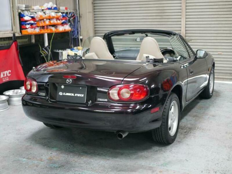 ROADSTER