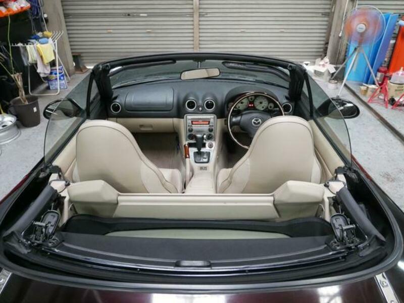 ROADSTER
