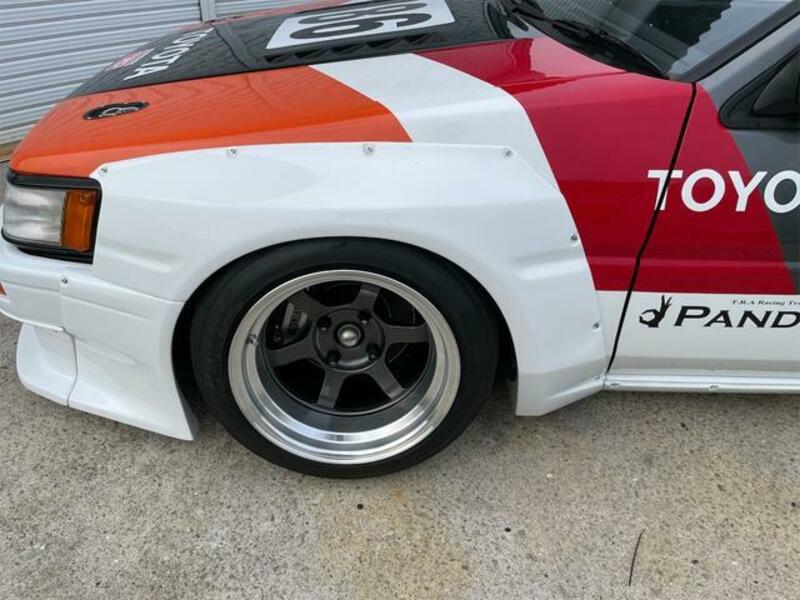 COROLLA LEVIN
