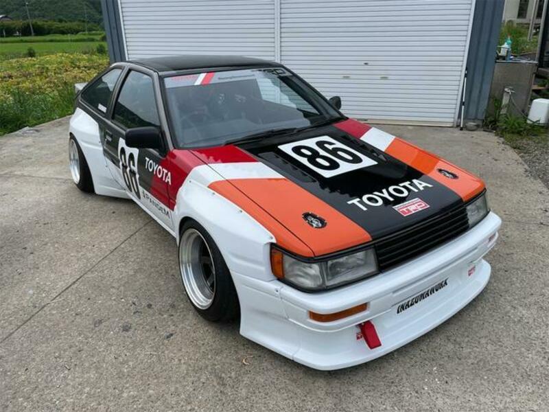 TOYOTA COROLLA LEVIN