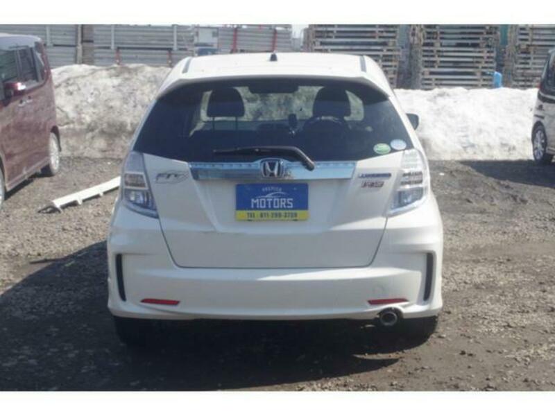 FIT HYBRID