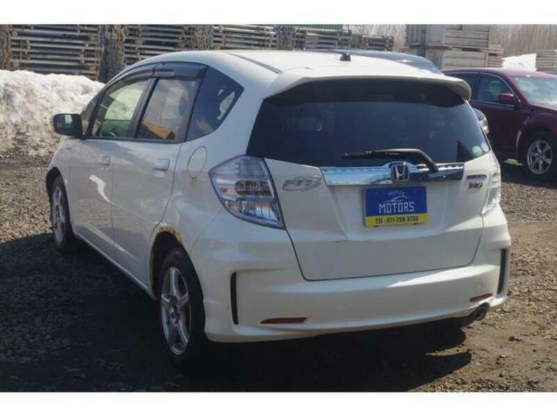 FIT HYBRID