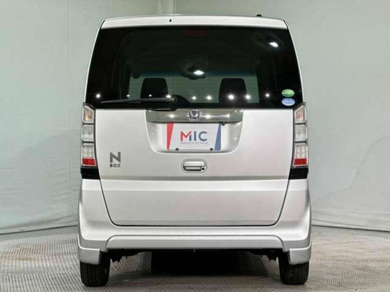 N BOX