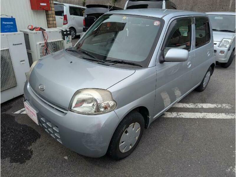 DAIHATSU ESSE
