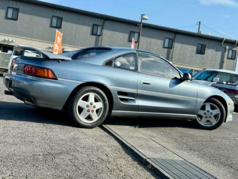 MR2
