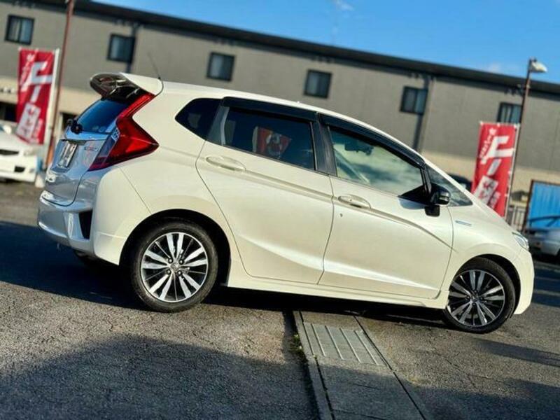 FIT HYBRID