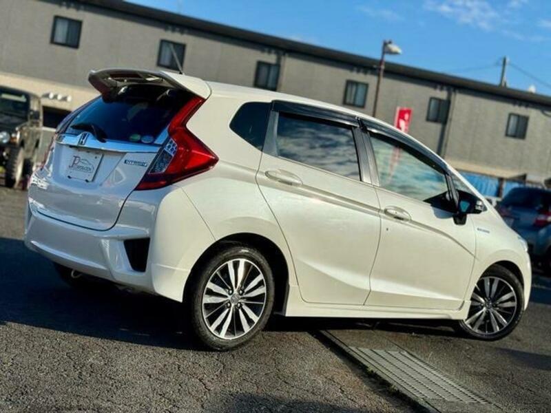 FIT HYBRID