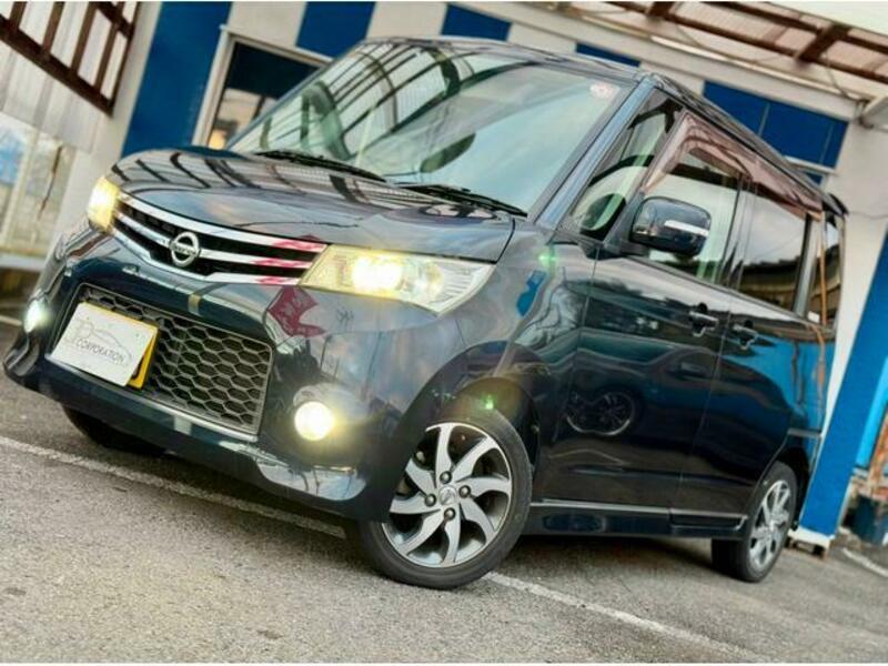 NISSAN ROOX