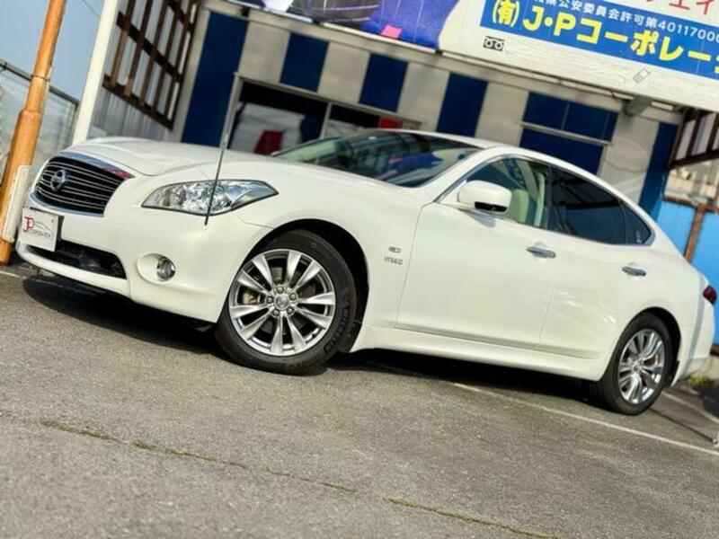 NISSAN FUGA HYBRID