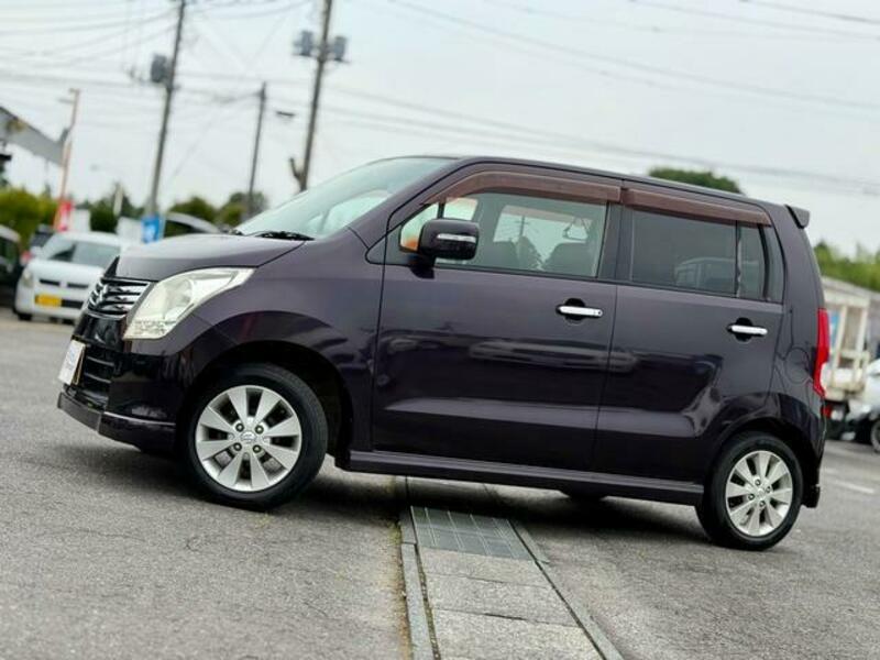 WAGON R