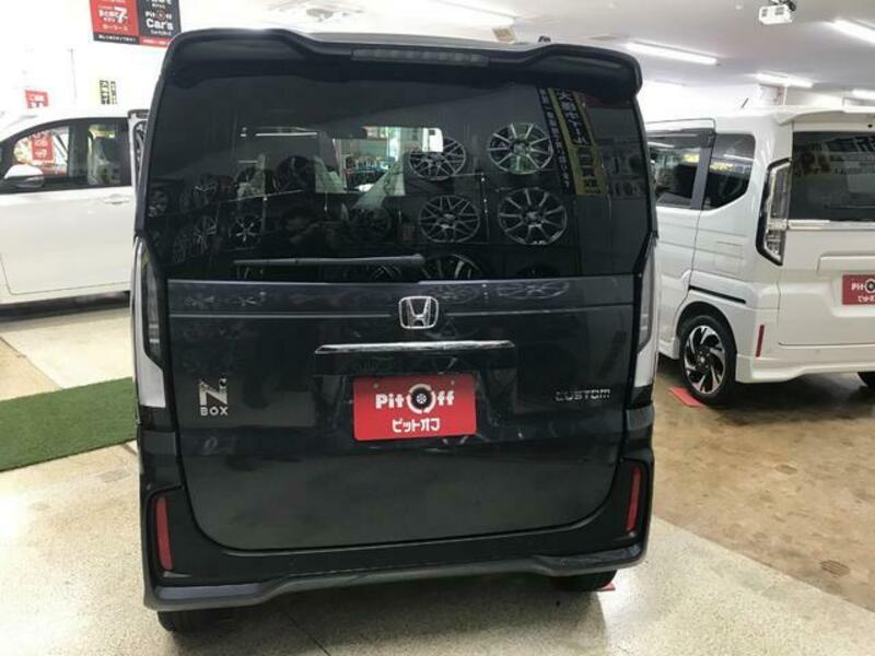 N BOX CUSTOM