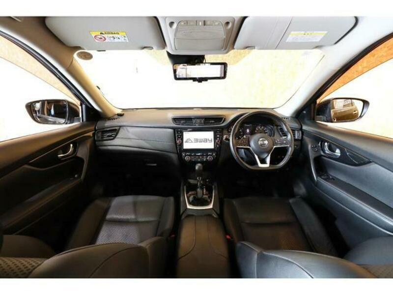 X-TRAIL