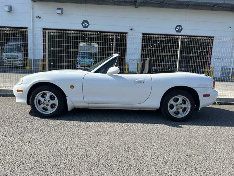 ROADSTER