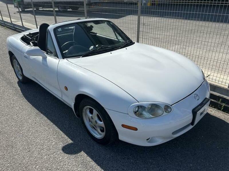 ROADSTER