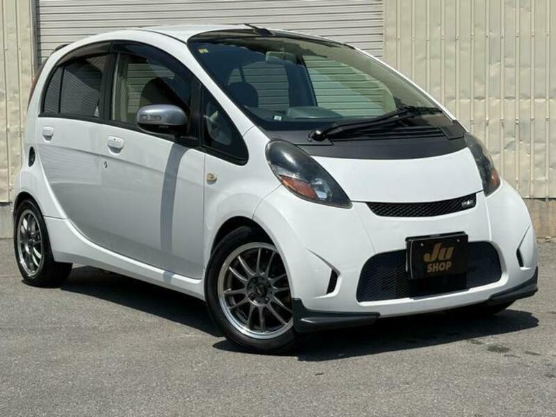 MITSUBISHI I