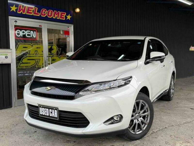 TOYOTA HARRIER
