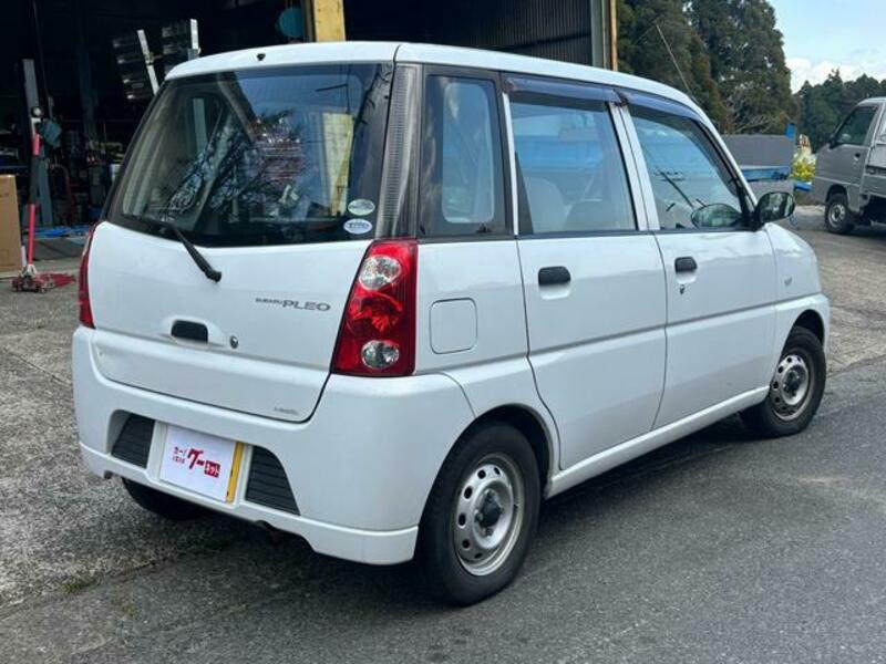 PLEO