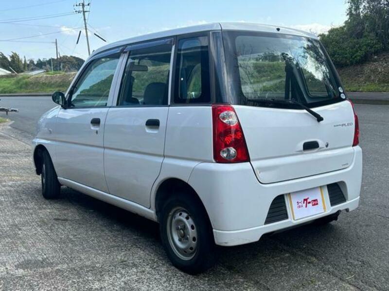PLEO