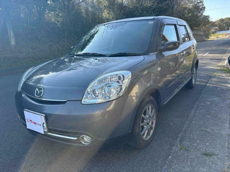MAZDA VERISA