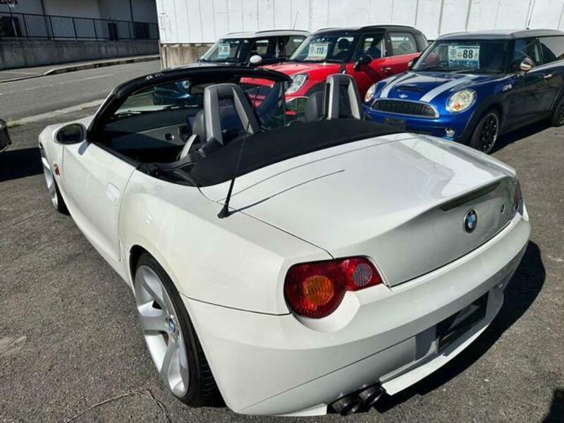 Z4