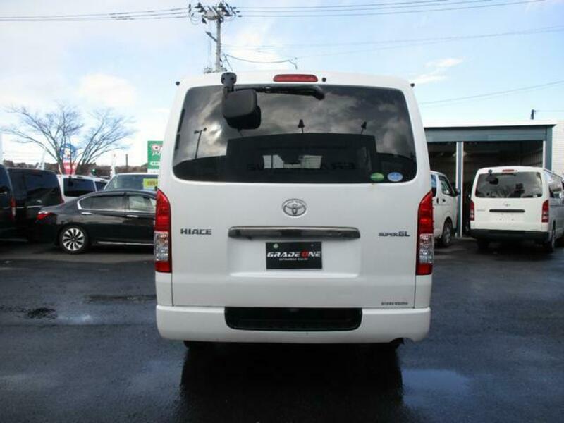 HIACE VAN