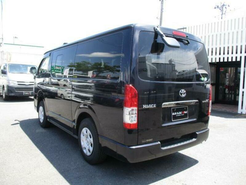 HIACE VAN