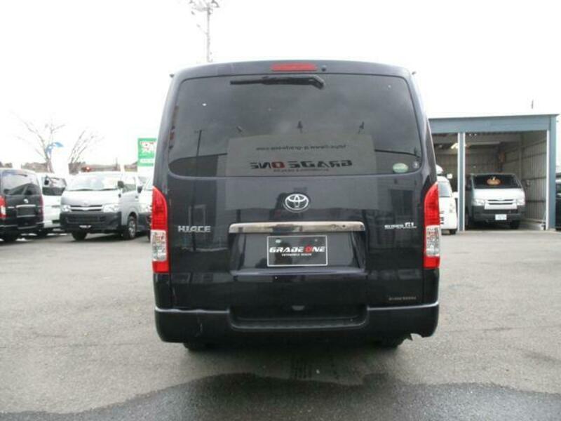 HIACE VAN