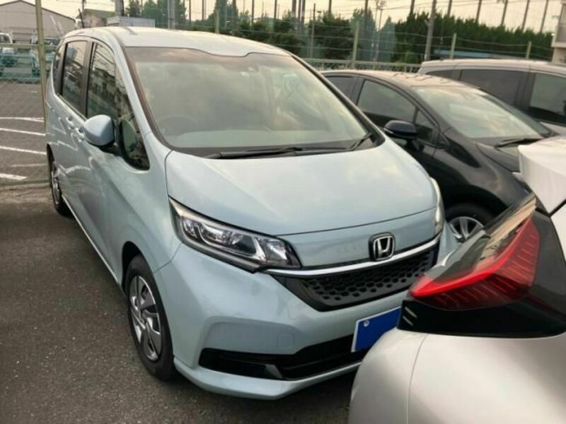 HONDA FREED HYBRID
