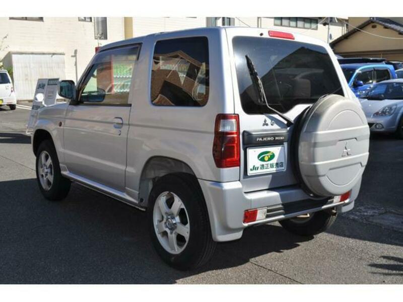 PAJERO MINI