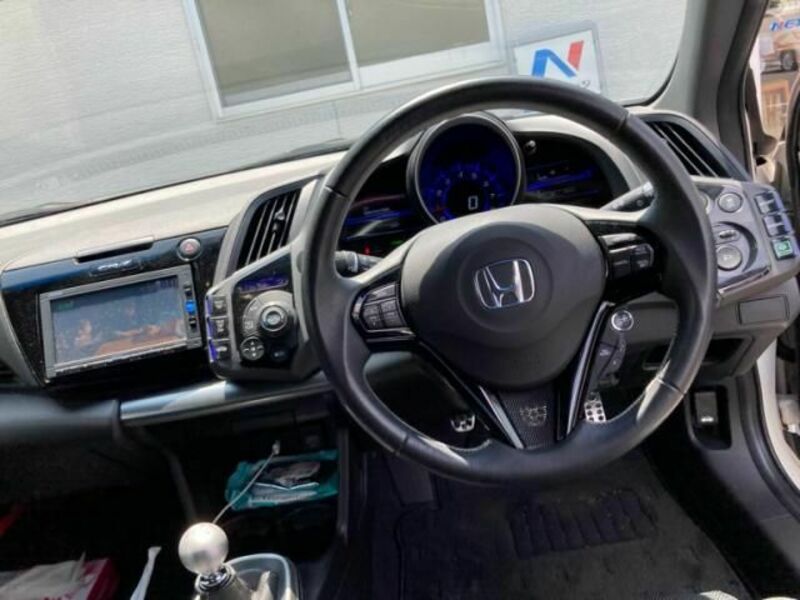 CR-Z
