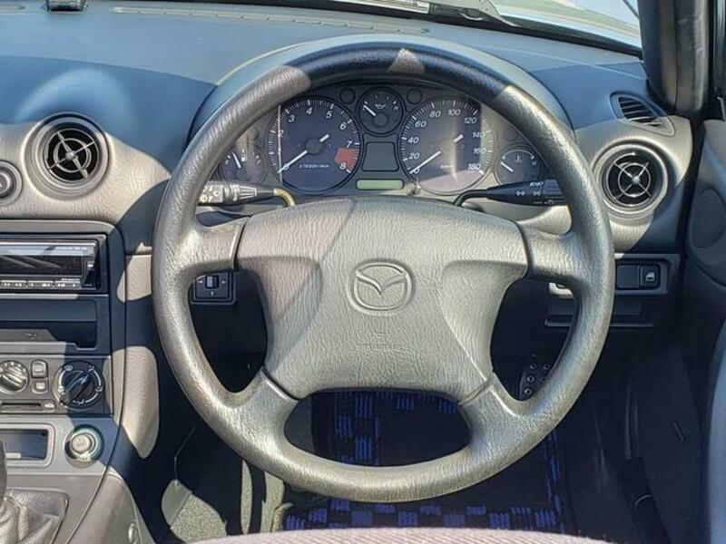 ROADSTER