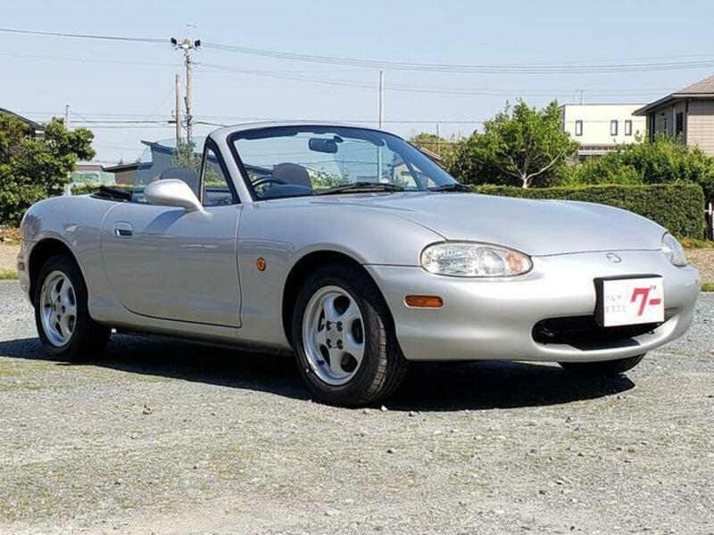 ROADSTER