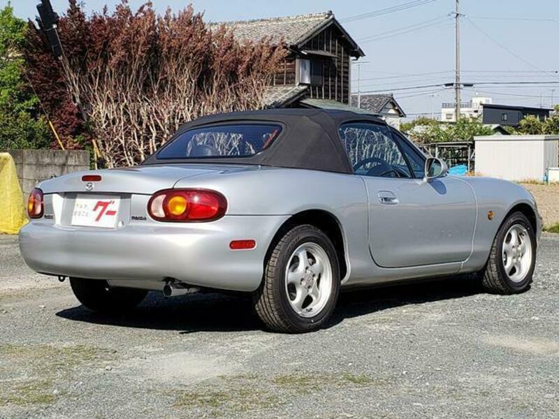 ROADSTER