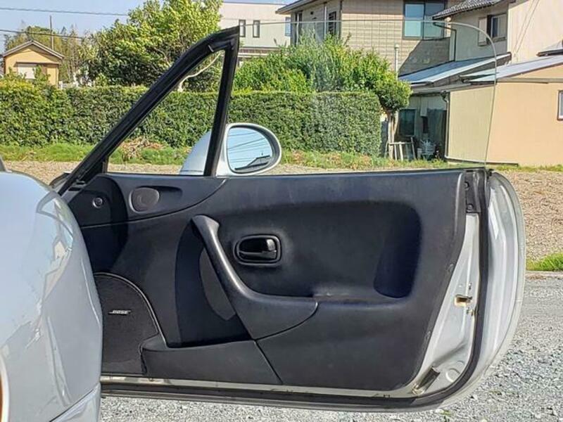 ROADSTER