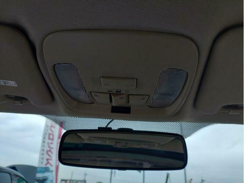 V40
