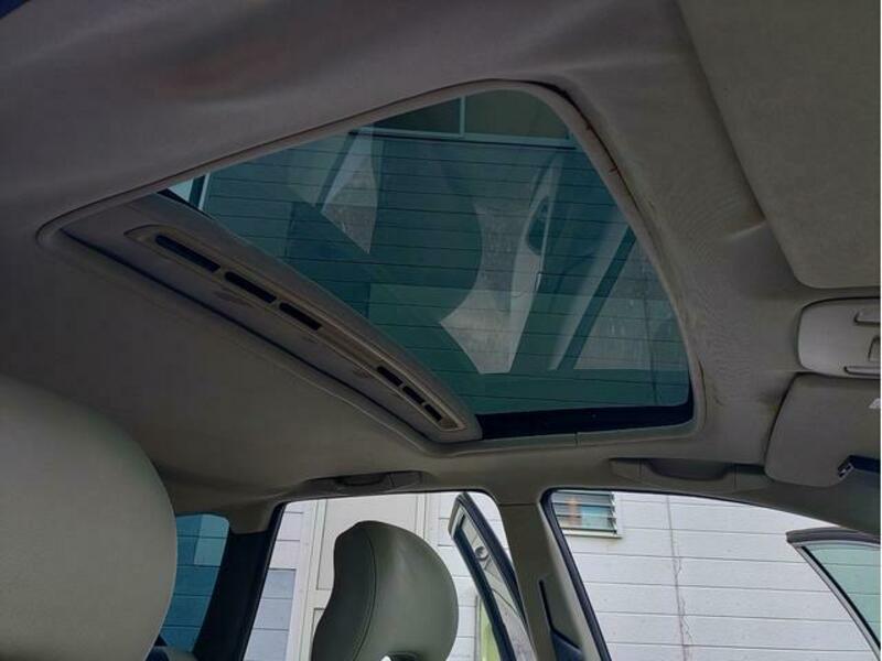 V40