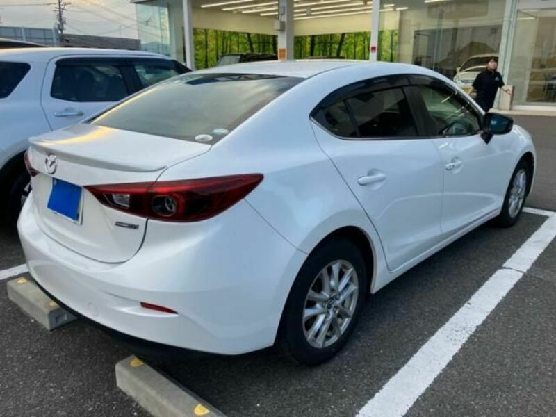 AXELA HYBRID