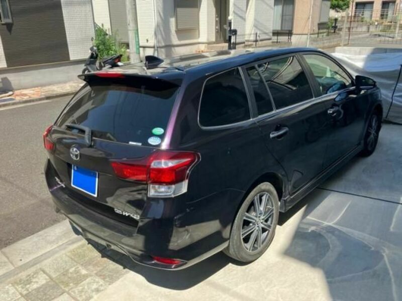 COROLLA FIELDER