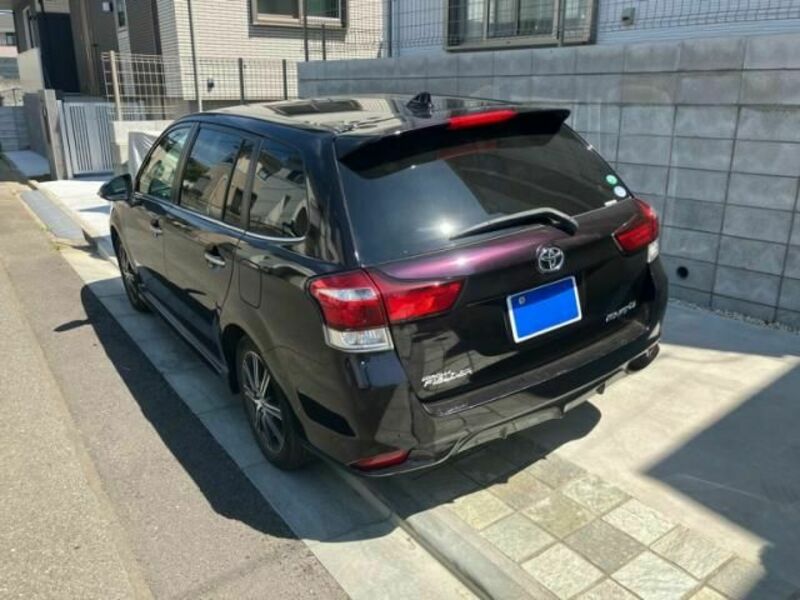 COROLLA FIELDER