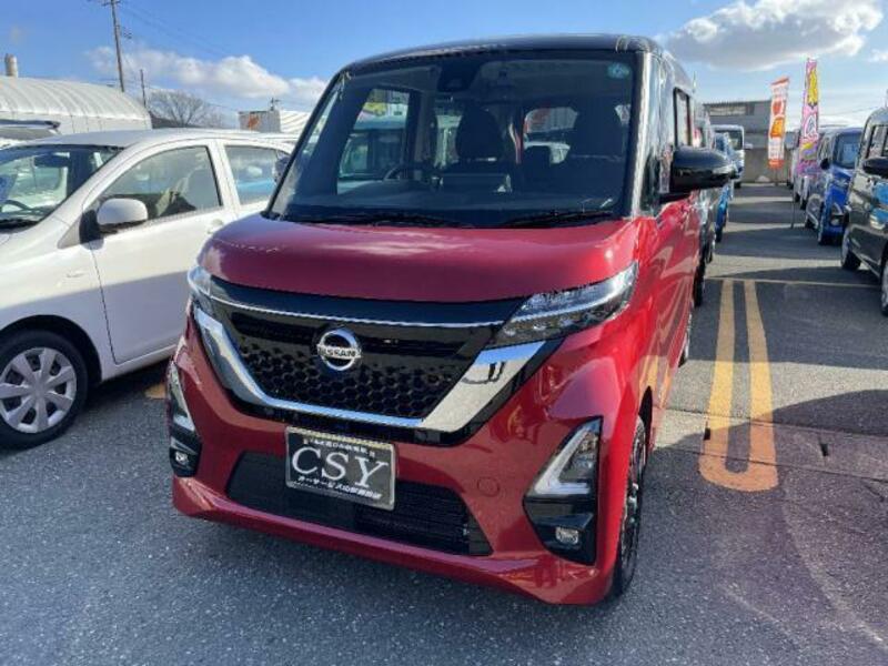 NISSAN ROOX