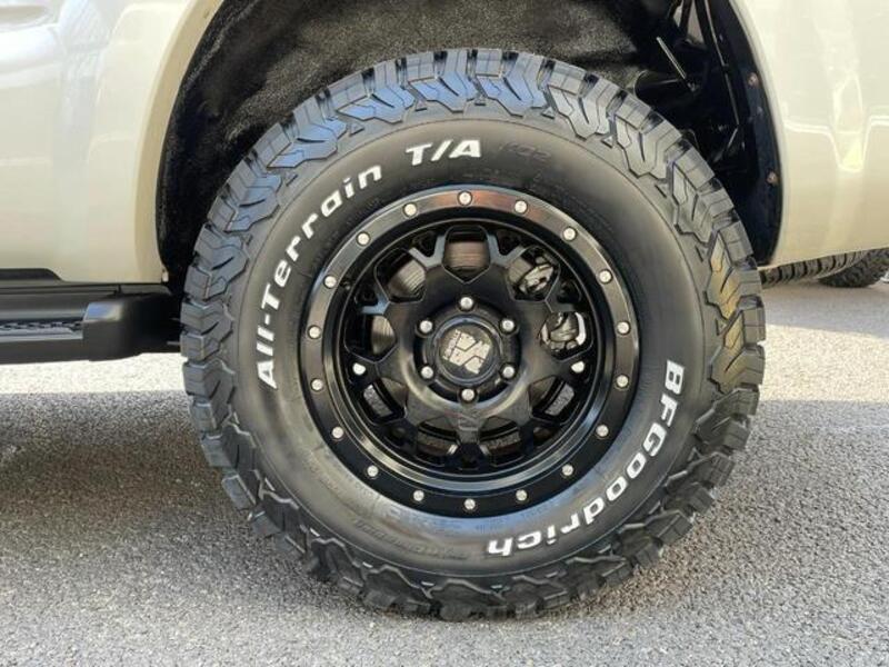 HILUX SURF
