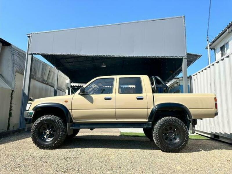 HILUX PICK UP
