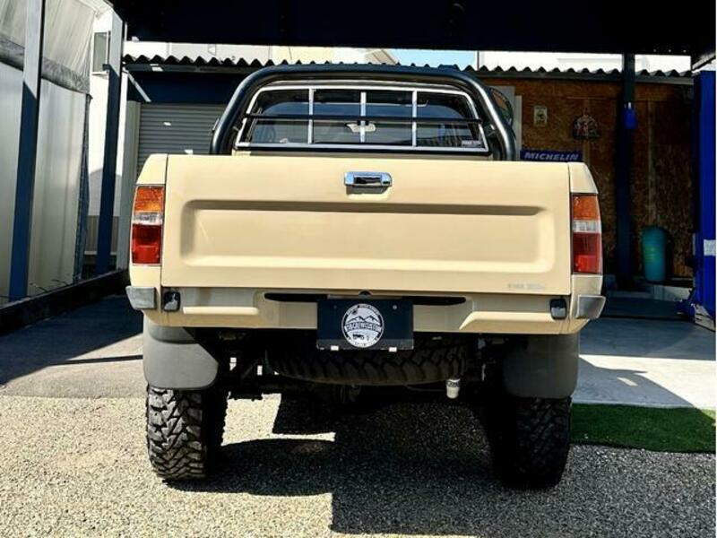 HILUX PICK UP