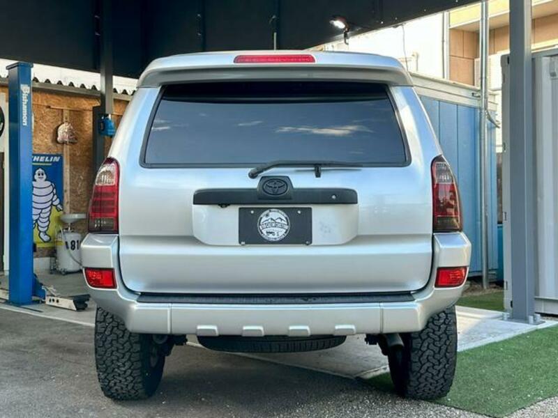 HILUX SURF